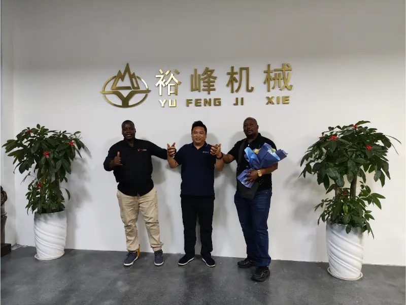South African Customers Visit Wenzhou Yufeng Machinery After Wenzhou International Valve Exhibition